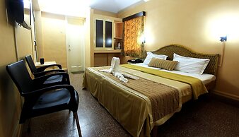 Hotel Gopika International