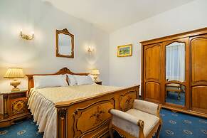 Hotel Aurelius Imparatul Romanilor