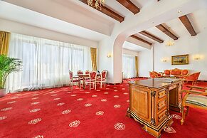 Hotel Aurelius Imparatul Romanilor