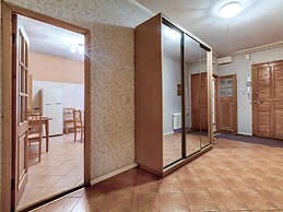 Friends apartment on Nevsky 112
