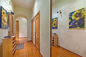 Friends apartment on Pushkinskaya