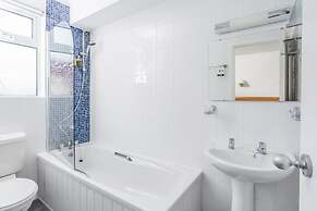 Kilbirnie Hotel