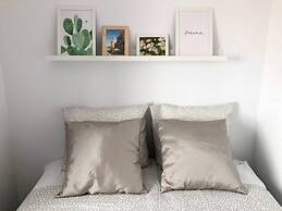 Seville Vacation Rentals – Triana