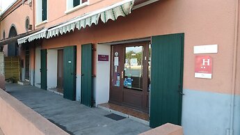 La Chaumière Hôtel