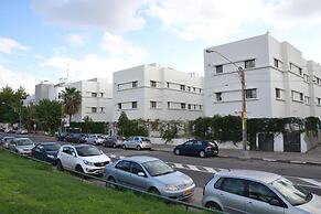 HI Tel Aviv