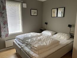 Slåttastølen Leiligheter by Geilolia