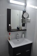 Isra Home Yitshak Sadeh 6 Apartment