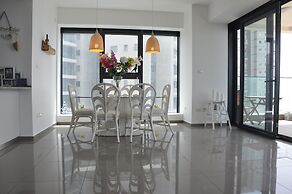 Isra Home Yitshak Sadeh 6 Apartment