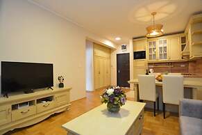 Apartments Dobrotski Dvori