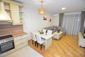 Apartments Dobrotski Dvori