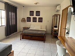 Cinco Hotel
