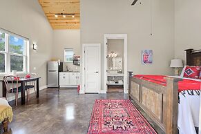 Hill Country Casitas