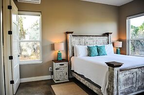 Hill Country Casitas