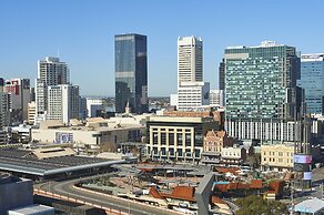 Doubletree by Hilton Perth Northbridge