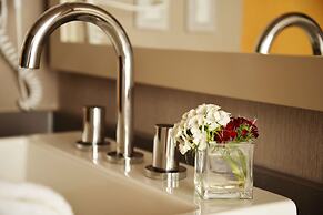 GrandView Hotel & Convention Center