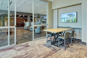 Courtyard by Marriott North Brunswick