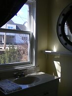 Elevate Rooms at 66 Montague