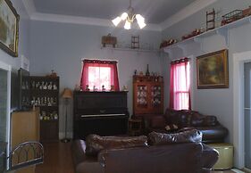 Elevate Rooms at 66 Montague