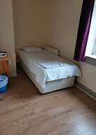Swan Inn, Heathrow Airport