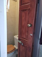 Swan Inn, Heathrow Airport