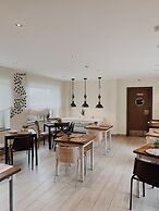 La Fuentona De Santillana