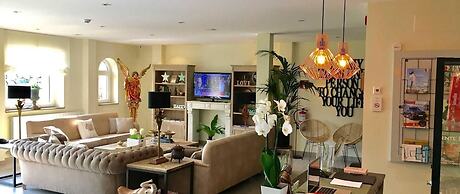 La Fuentona De Santillana