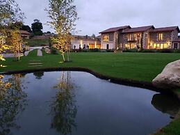 La Fuentona De Santillana