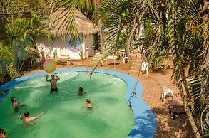 Alebrijes Surf House - Adults Only - Hostel