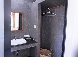 Papa's Home and Rabbit cafe