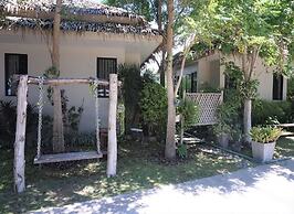 Papa's Home and Rabbit cafe