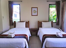 Papa's Home and Rabbit cafe