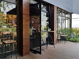 Papa's Home and Rabbit cafe