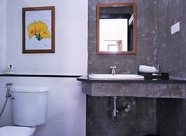 Papa's Home and Rabbit cafe