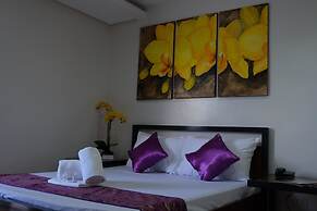 The Tavern Villas at  Orchid Gardens