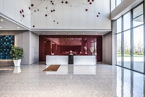 Q-Box Hotel Shanghai Sanjiagang