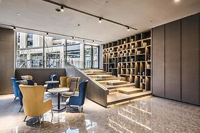 Q-Box Hotel Shanghai Sanjiagang