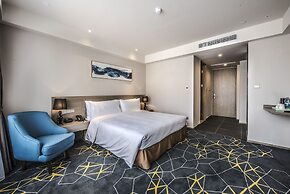 Q-Box Hotel Shanghai Sanjiagang