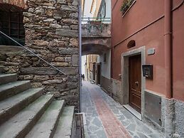 La Lampara Sea View Terrace Apartment With AC