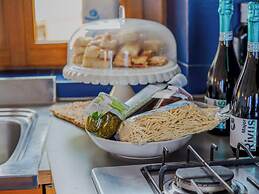 La Lampara Sea View Terrace Apartment With AC