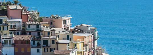 La Lampara Sea View Terrace Apartment With AC