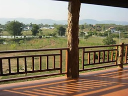 Tantara Resort