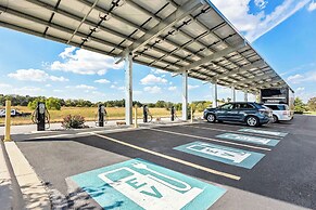 Best Western Plus Bolivar Hotel & Suites