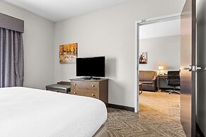 Best Western Plus Bolivar Hotel & Suites