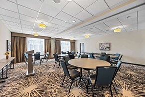 Best Western Plus Bolivar Hotel & Suites