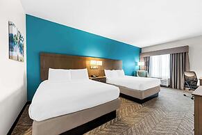 Best Western Plus Bolivar Hotel & Suites