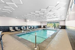 Best Western Plus Bolivar Hotel & Suites