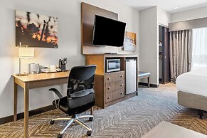 Best Western Plus Bolivar Hotel & Suites