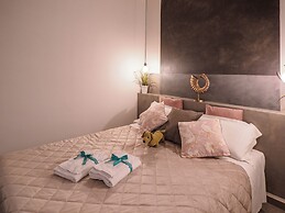 Camaella Luxury Studio