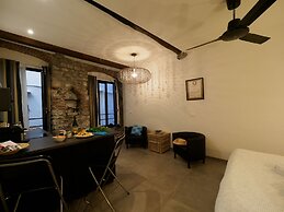 Camaella Luxury Studio