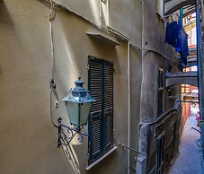 Camaella Luxury Studio